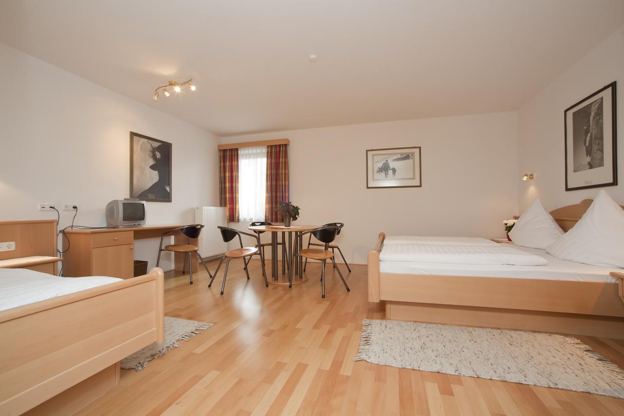 Gasthof Mauth Hotel Санкт Йохан ин Тирол Екстериор снимка