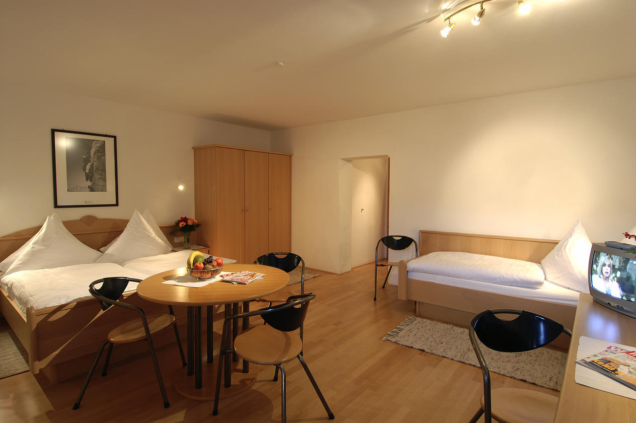 Gasthof Mauth Hotel Санкт Йохан ин Тирол Екстериор снимка